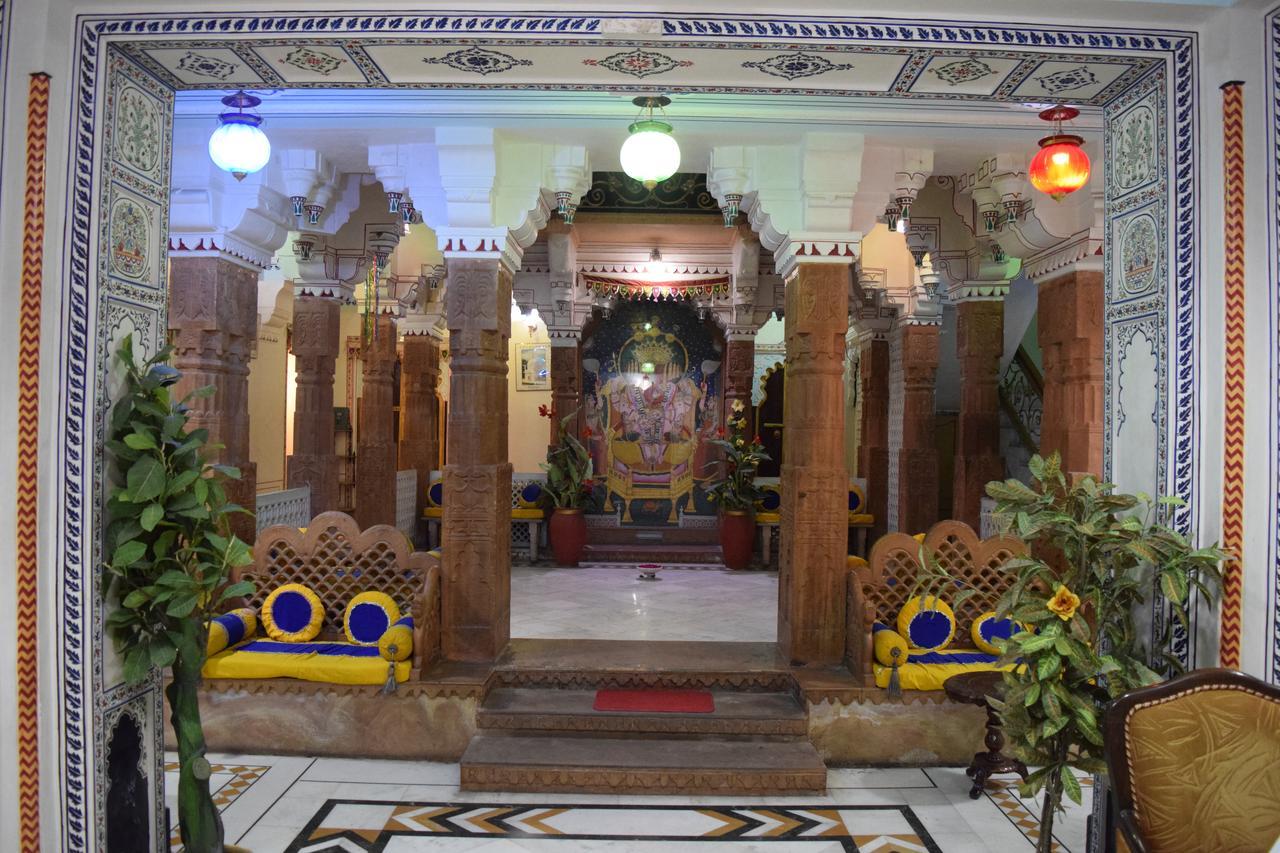 Shree Jagdish Mahal Heritage Hotel Удайпур Экстерьер фото