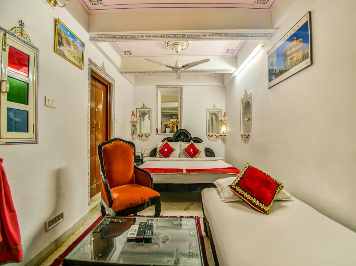 Shree Jagdish Mahal Heritage Hotel Удайпур Экстерьер фото