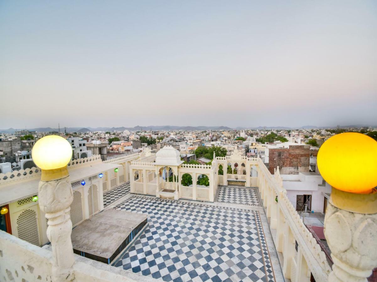 Shree Jagdish Mahal Heritage Hotel Удайпур Экстерьер фото