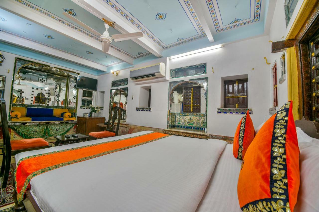 Shree Jagdish Mahal Heritage Hotel Удайпур Экстерьер фото